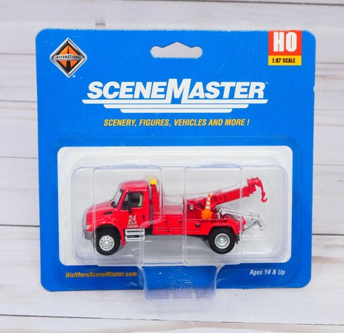 Camión de remolque Walthers Scene Master 949-11531, International 4300 rojo, escala 1/87 HO | Zustand: New