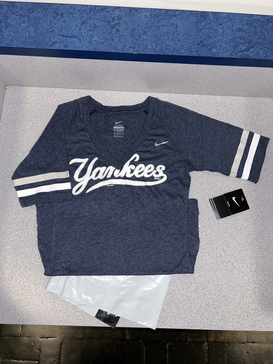 Vintage Nike New York Yankees Women's V-Neck Script T-Shirt