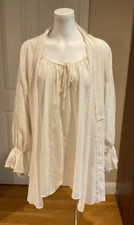EUC Natori Ivory Chemise and Matching Robe Set Sz Petite