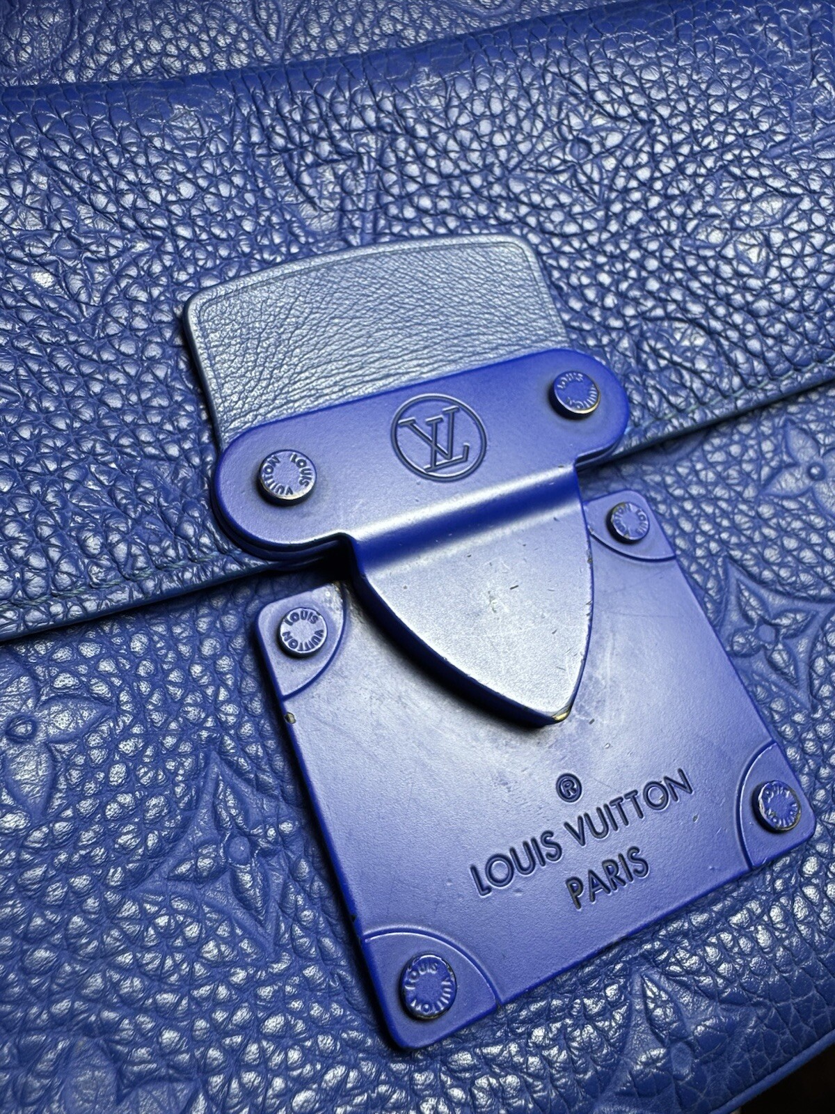 Louis Vuitton Men’s Shoulder Carry Bag Messenger Cross Body M58488 Blue Monogram image 3
