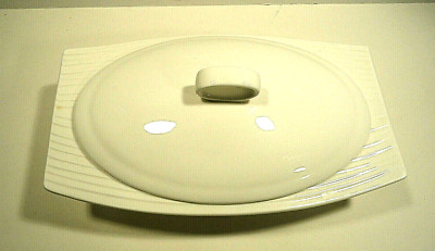 Maxwell & Williams White Basics Covered Dish