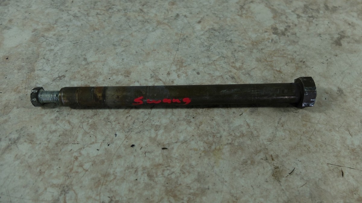 ★t mm★ 05 Harley Davidson FXDI Dyna Super Glide Swing Arm Swingarm Bolt