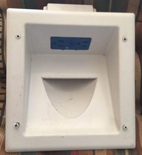 Utilitech / Cetech Recessed Wall Outlet And Cable Pass Through For Flat Screen