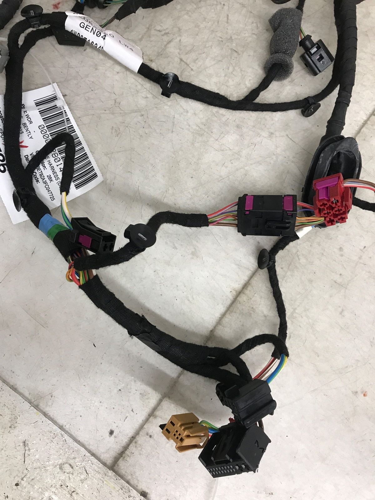 2013 - 2019 BENTLEY FLYING SPUR RIGHT REAR DOOR WIRING HARNESS 4W0971694D OEM