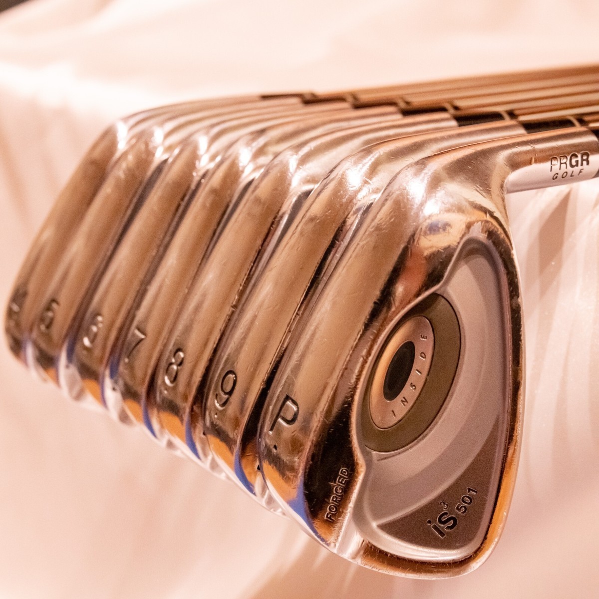 PRGR　is3501　FORGED Golf Club IRONS PRGR is3 501 SET of 7 #4-9.P Dynamic gold s200