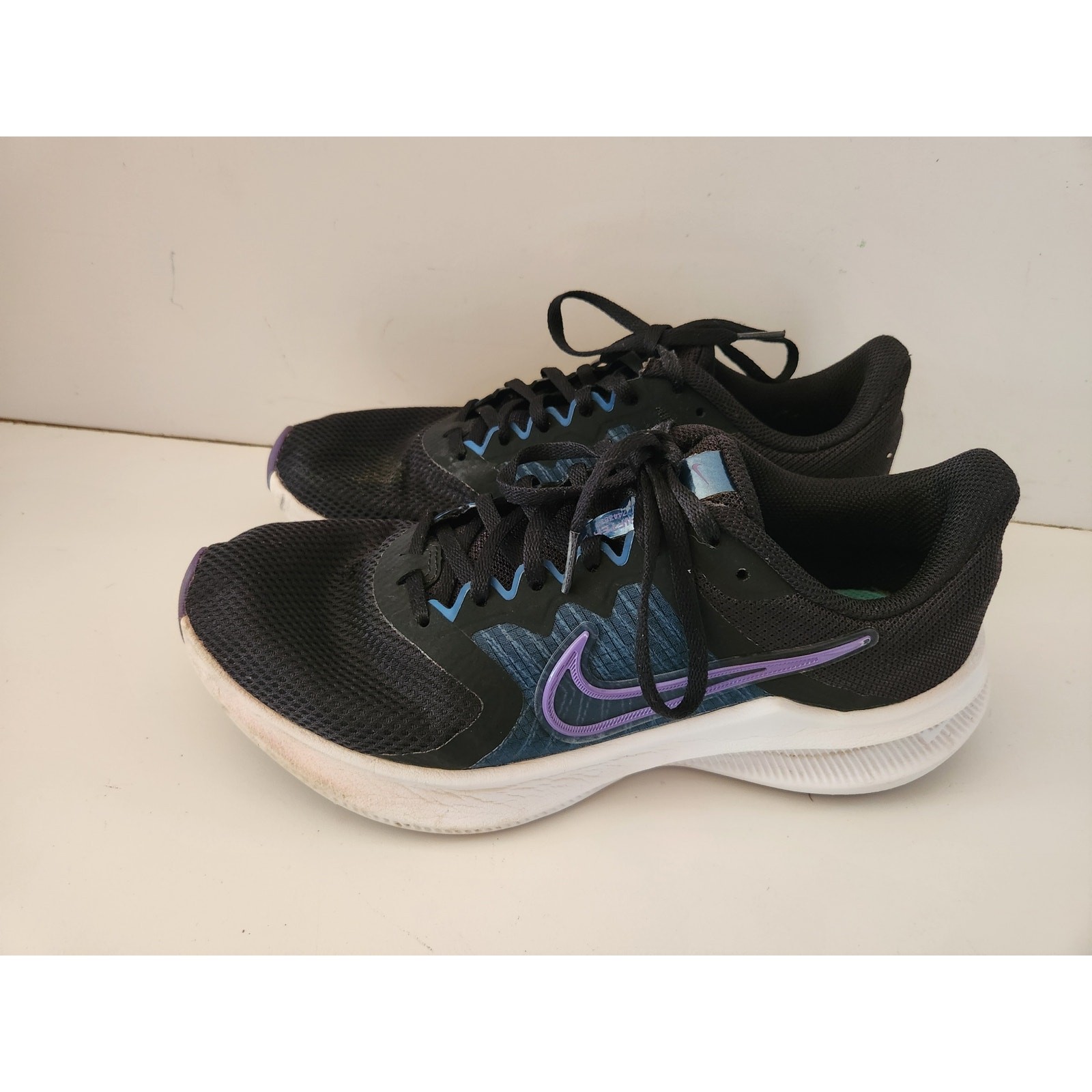 Nike Women's Downshifter sz 9.5 Running Shoe