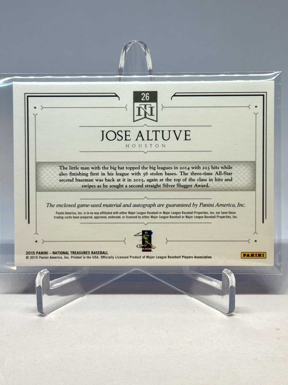 Jose Altuve 2015 Panini National Treasures Patch Auto 15/25 #26 view 2