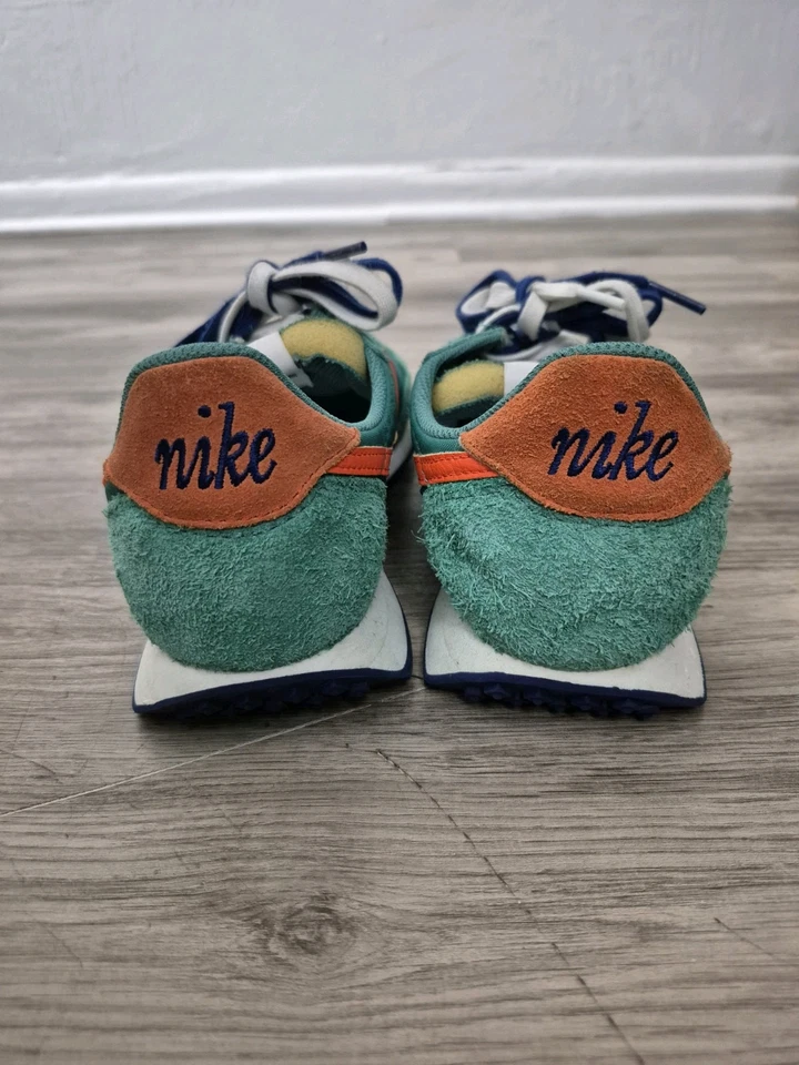 Nike Waffle Trainer 2 First Use -green Noise - Image 3 of 4