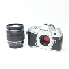 Olympus OM-D E-M5 Mark III Silver  12-45mm PRO Lens Kit 395