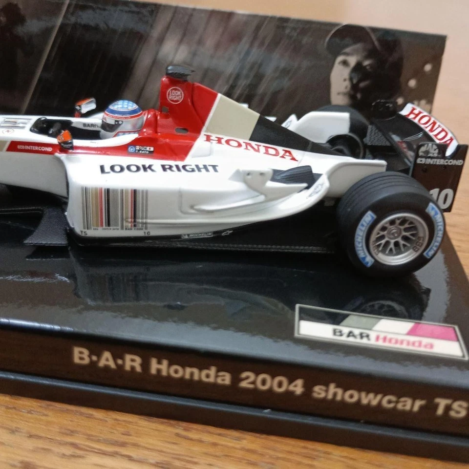 Voiture miniature Takuma Sato édition limitée B-A-R Honda 2004 échelle 1/43 - Photo 4/4