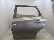 Porte arrière et accessoires Nissan Pulsar