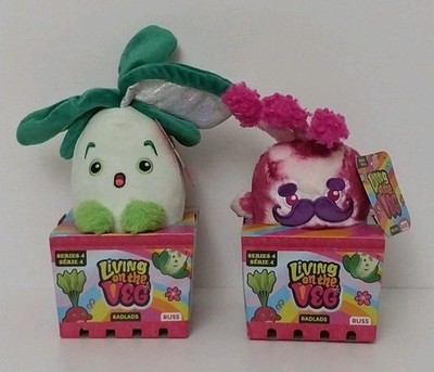 Living on the Veg Set Of 2 Russ Plush / Series 4 Wells & Charlie