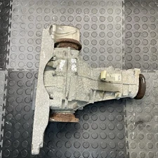 2009-2017 Audi Q5 Rear Axle Differential Assembly Carrier OEM