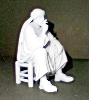 54mm Seated Arab Smoker Figure   Middle Eastern Civilian   3D Printed Resin Mini