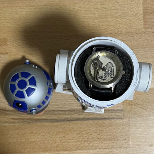FOSSIL Official Star Wars Limited to 3000 pieces worldwide FOSSIL Official Star Wars Limited to 3000 pieces worldwide
