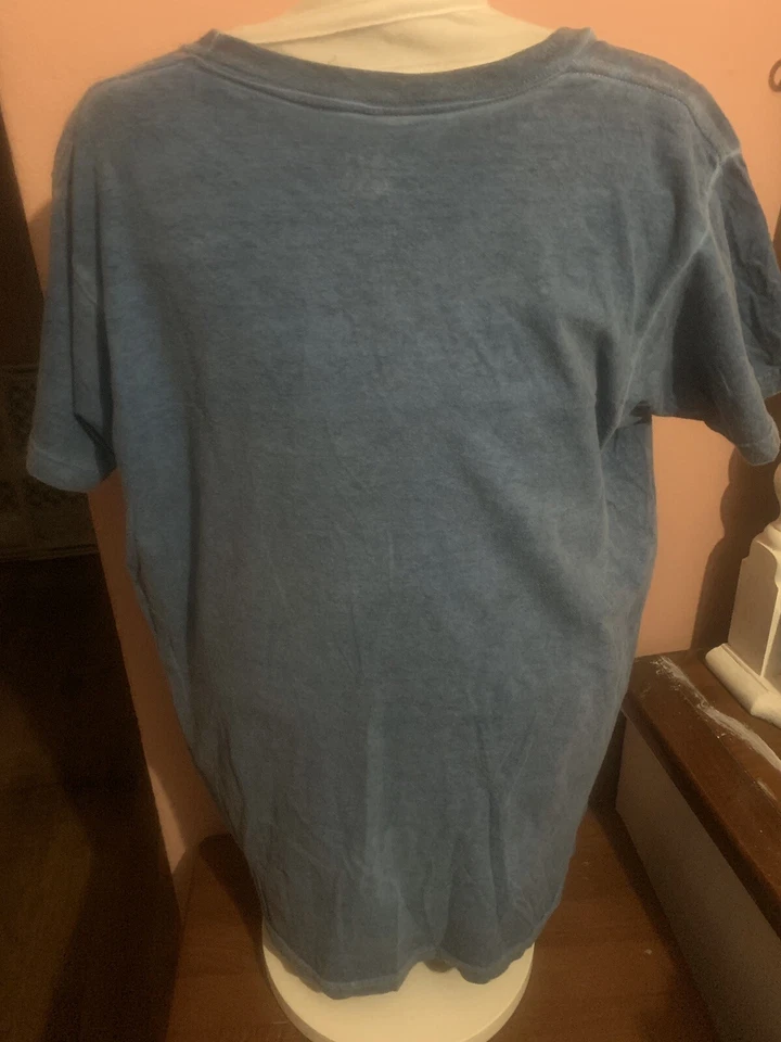 Camiseta gráfica Rock & Republic talla pequeña Foto 2 de 4