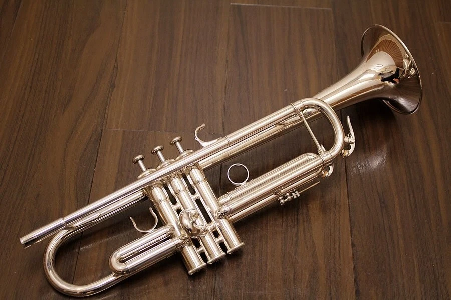 YAMAHA YTR-800GS Bb Trumpet Silver Plated w/ Case Mouthpiece Japan