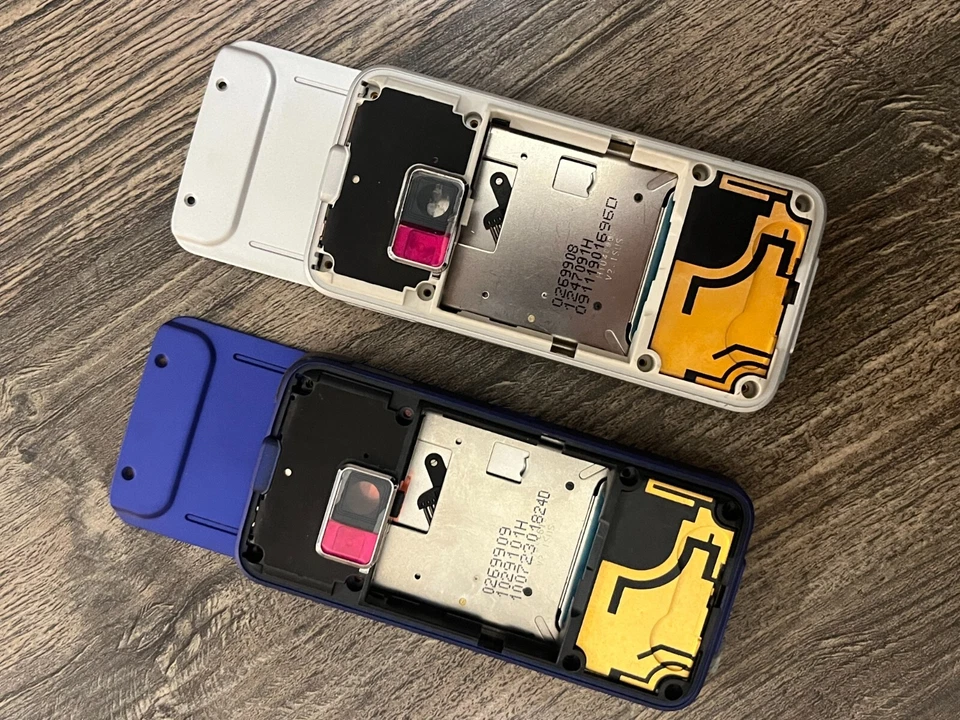 正品诺基亚 N81 外壳 B 保护套 带幻灯片 多色 — 第 3/4 张图片