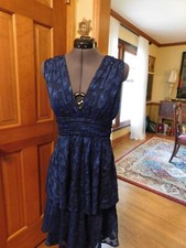 BEAUTIFUL NAVY BLUE "LULU'S" DRESSY DRESS SILKY POLY DEEP CUT NECKLINE S SMALL