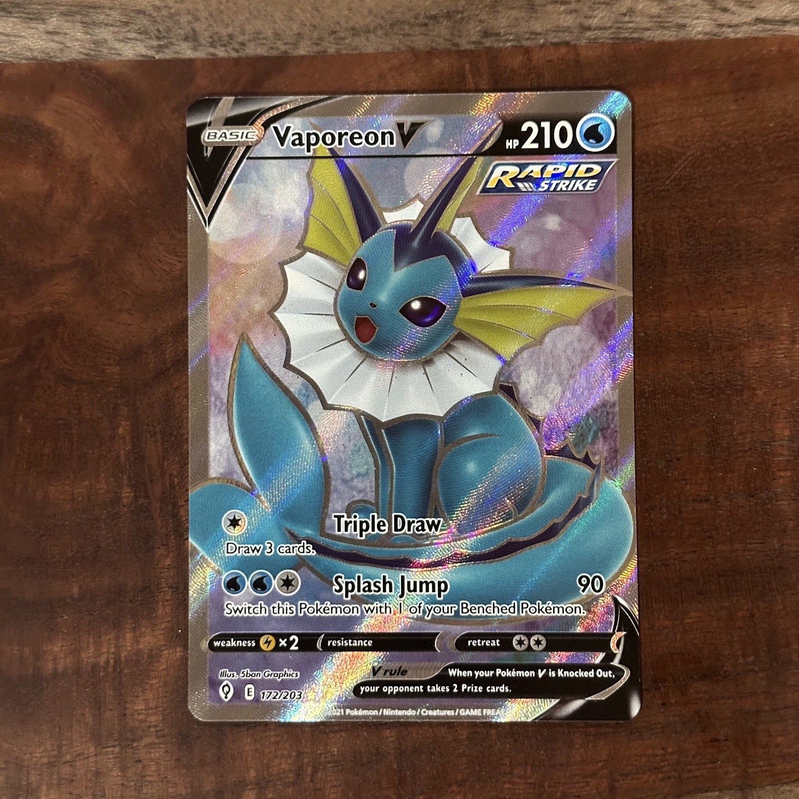 Pokemon: Vaporeon V (Full Art) 172/203 Evolving Skies - Ultra Rare NM