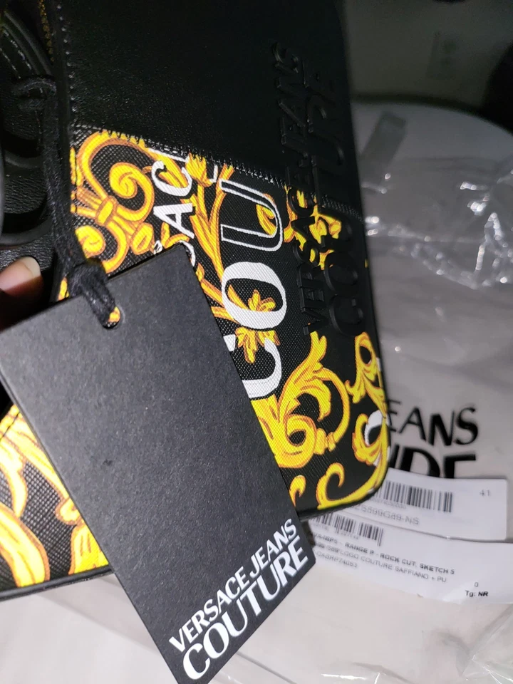 Versace Jeans Couture Black Gold Baroque Printed Classic Hobo Shoulder Bag - Image 4 of 4