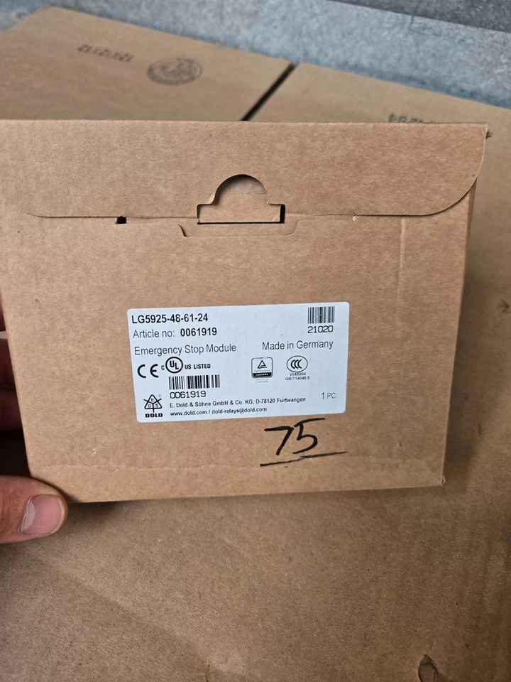 Relé de parada eléctrica Dold LG5925-48-61-24 / LG5925.48/61/24 / LG5925486124 Foto 2 de 4