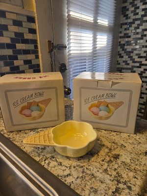 Unique ice cream dish's