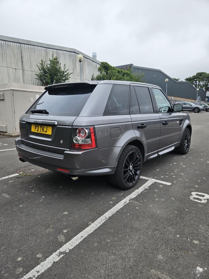 Range Rover Sport 2010 SVDV6 HSE Top Spec | eBay UK