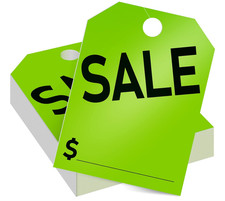 100 Pack Green Car Sale Mirror Hang Tags, 8.5 x 11.8 Inches