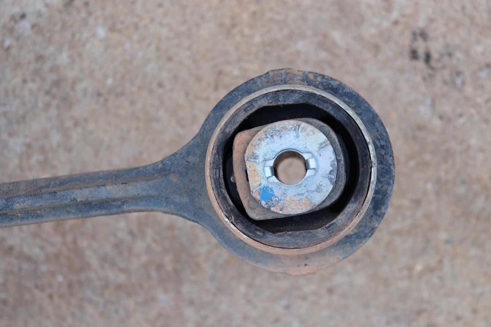 Dodge Charger R/T 2012-2014 tracción trasera eje delantero izquierdo nudillo rueda buje conjunto OEM Foto 4 de 4