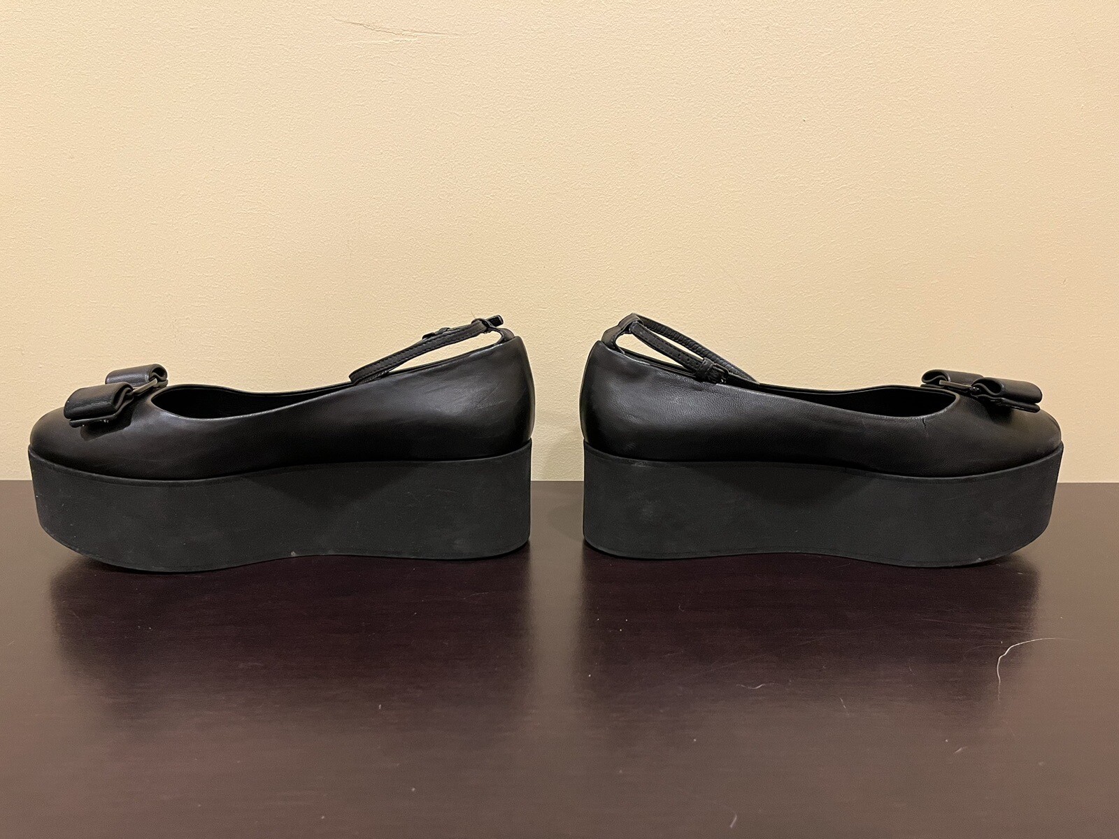 SALVATORE FERRAGAMO Varina Platform Ballet Shoes Blac… Gem