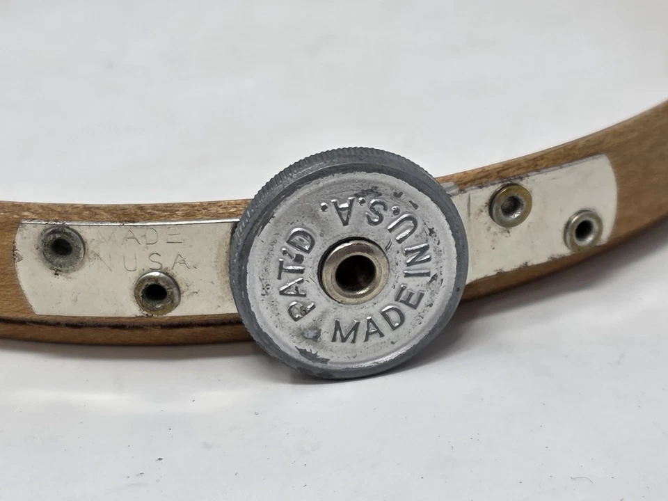 Vintage QUEEN Tension Wheel 5" Wood Embroidery Hoop Felt Lined Made in USA - Image 4 of 4