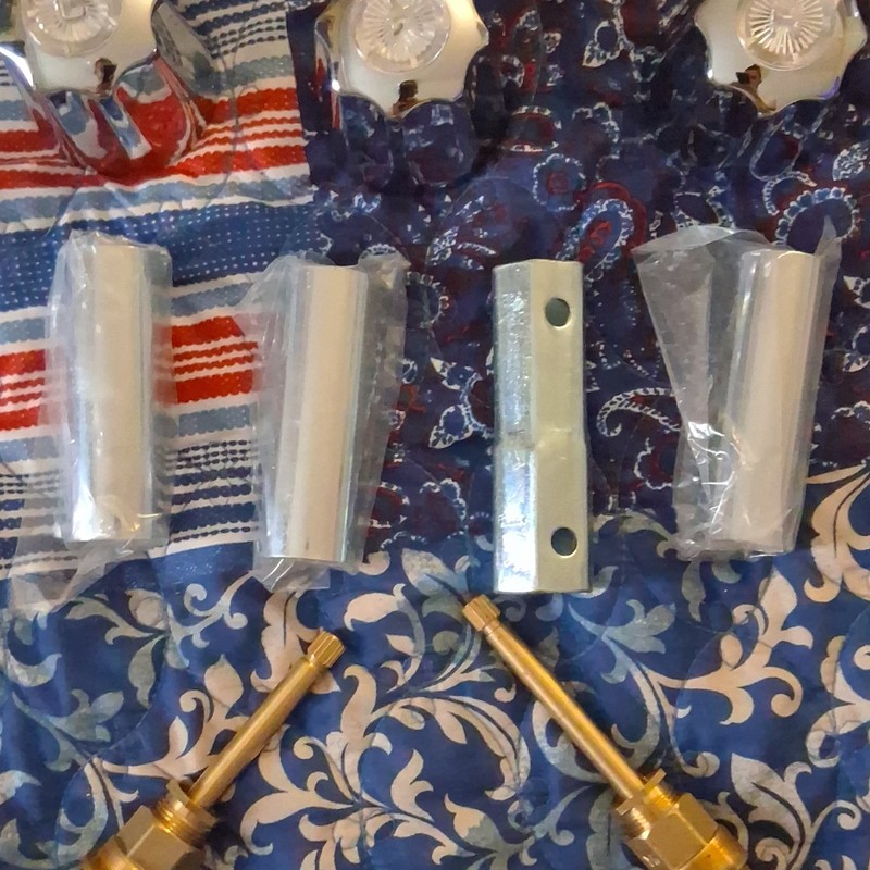 Gerber Tub/Shower Remodeling Kit 3 Knob Handles Stems Seats Flanges 11B-1H/C