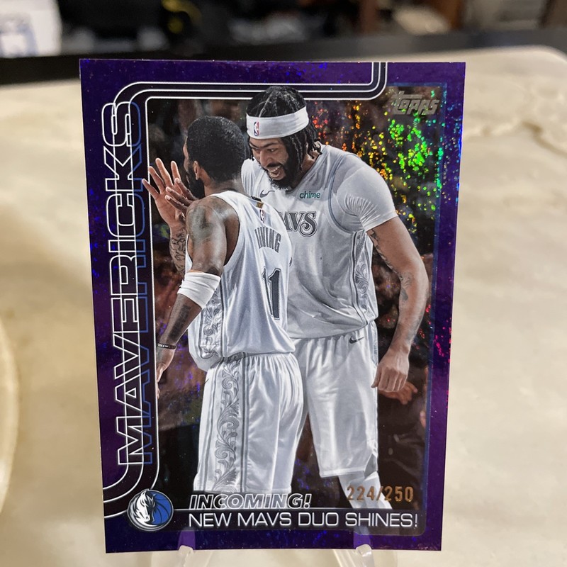 2025-26 TOPPS  DALLAS MAVERICKS TEAM CARD PURPLE FOIL /250 Anthony Davis 