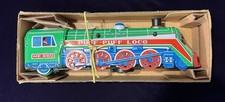 Vintage Style Puff-Puff Loco Battery Operated Tin Toy Train w/ Box ME 660