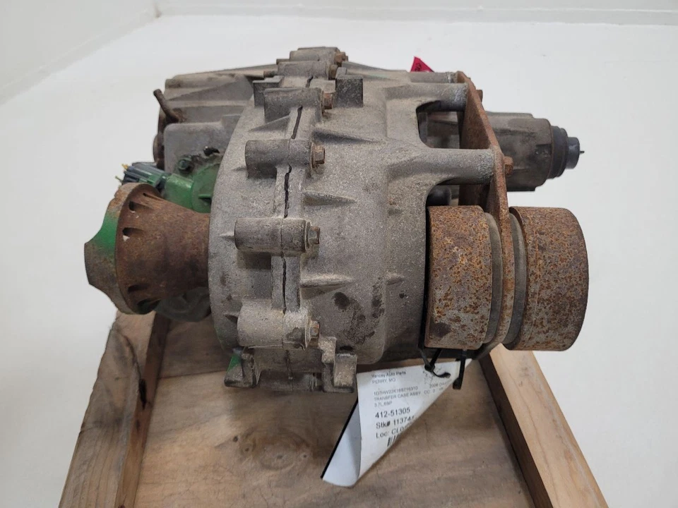 2006 DODGE DAKOTA Transfer Case NV243 Manual Transmission 52123016AA - Image 3 of 4
