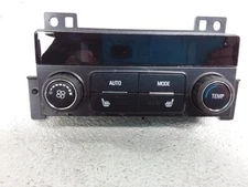 Rear Temperature Control Console Mounted Fits 15-18 SUBURBAN 1500 ID # 23467328 