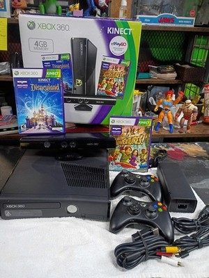  Xbox 360 4GB Kinect Console Bundle With Kinect Disneyland Adventures- Serial #