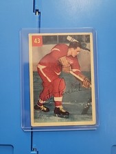 1954-55 Parkhurst hockey card #43 Marty Pavelich VG/EX see Pics