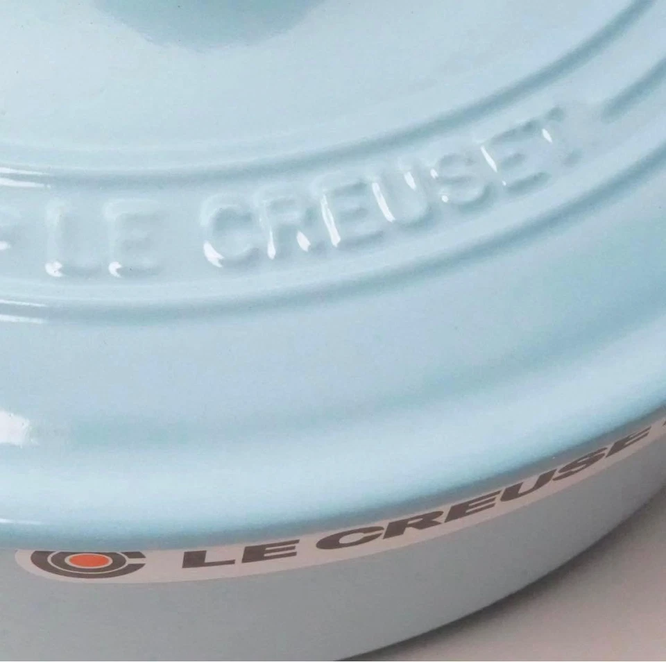 Le Creuset Oval Cocotte 25cm 3.5qt Satin Blue Casserole Enamel Cast Iron - Image 3 of 4