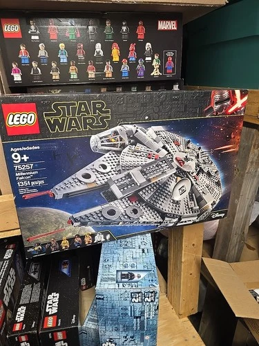 LEGO Star Wars: Millennium Falcon (75257) New & Sealed