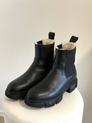 Copenhagen Studios Damen Chelsea Boots Leder schwarz gefüttert EU 36 Blockabsatz