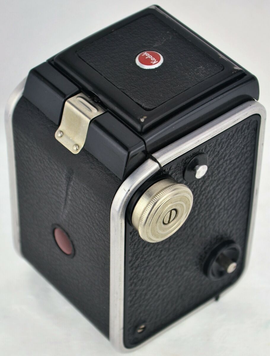 ANTIQUE VINTAGE Kodak Camera DUAFLEX II TLR style - Clean ANTIQUE VINTAGE Kodak Camera DUAFLEX II TLR style - Clean