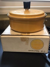Vintage Lovingware Porcelain on Aluminum Yellow 2 Quart Saucepan Yellow NOS