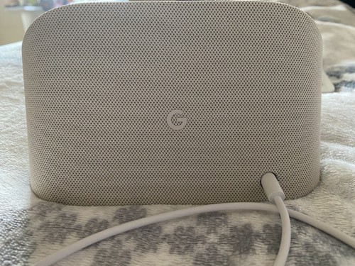 Google Pixel Tablet (256GB) Porcelain With Charging Speaker Dock - Picture 7 of 21