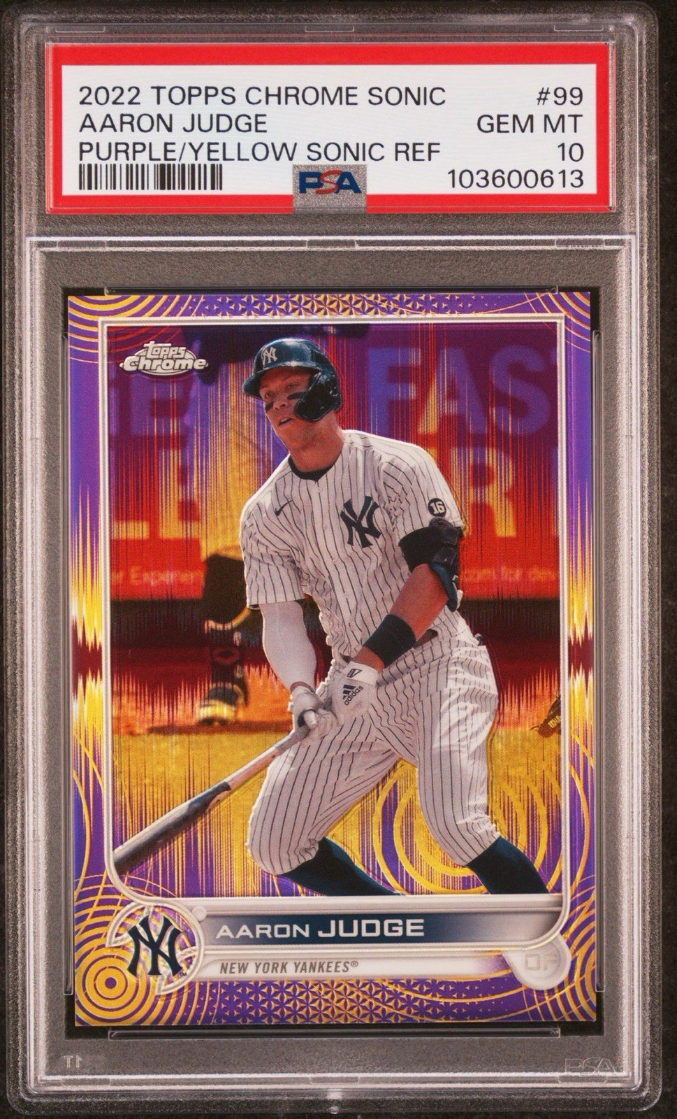 2022 Topps Chrome Sonic Aaron Judge #99 Purple Yellow Sonic Pulse Refractor /299