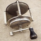 CROWN 300 FISHING TACKLE WORKS antique fishing reels vintage — photo 4
