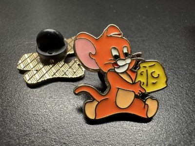 Tom & Jerry Pin Anstecker Running Cheese Jerry Cat Mouse Emaille Brosche Hanna-Barbera