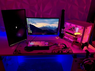 High End Gaming Setup and Accessories 
