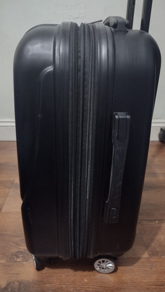 TRAVELLERS CLUB LUGGAGE Black 8Wheel Spinner HARD Expand SUITCASE/CABIN